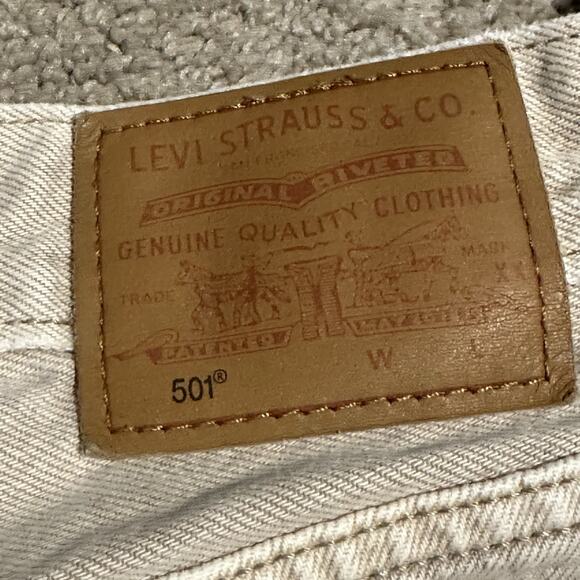 Levis Classic 501 Women W28 L30 Acidwash Tan Jeans - Picture 9 of 16